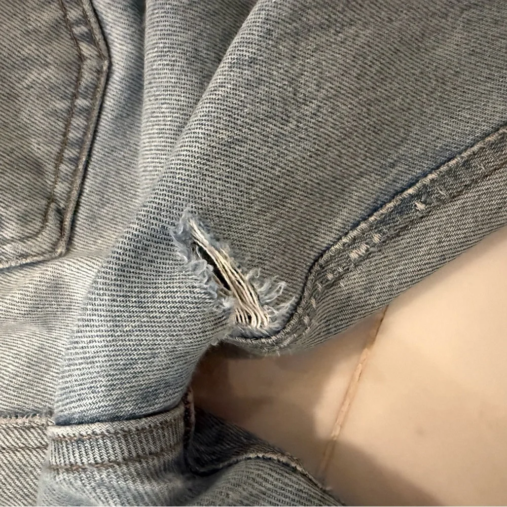 Agolde Light Blue Straight Leg Jeans - Picture 12 of 12